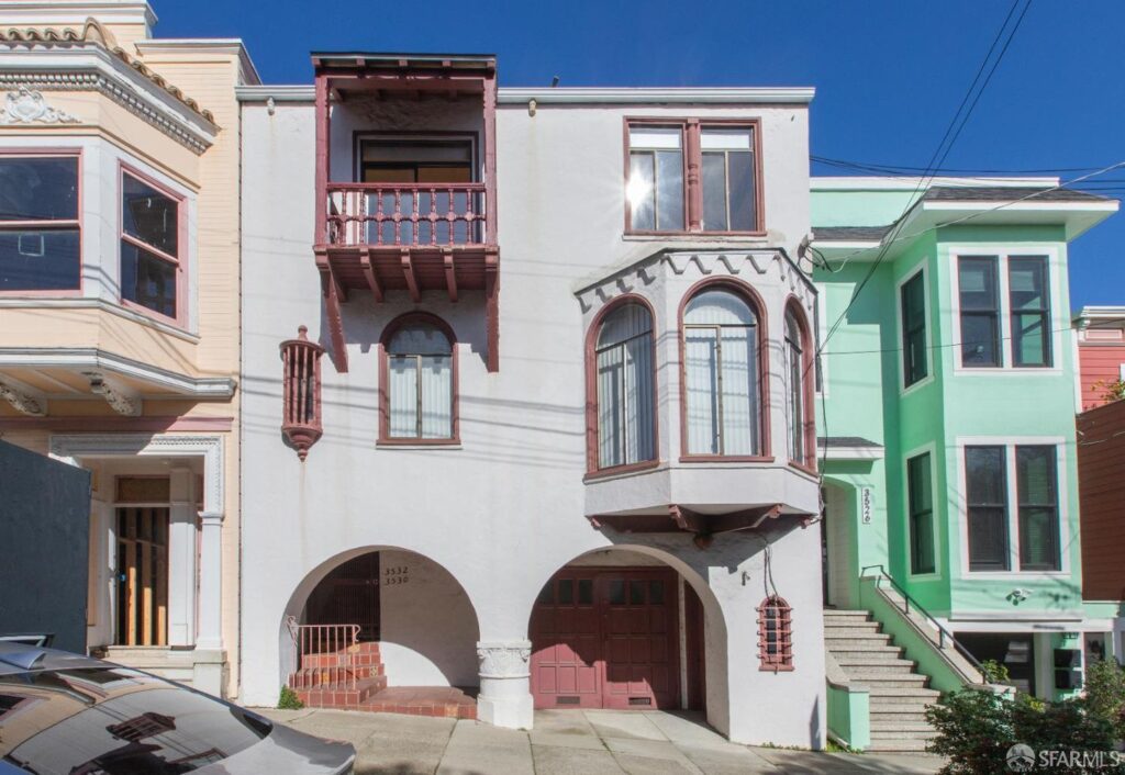 260 King St unit 1407